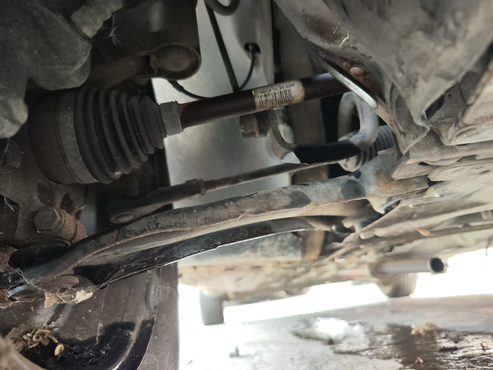 Foto de TRANSMISION DELANTERA DERECHA RENAULT CLIO III 1.2 16V (75 CV / 55 KW)