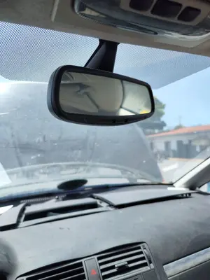 Foto de RETROVISOR INTERIOR FORD C-MAX (CB3)(2007) 1.8 TDCi Turbodiesel CAT (116 CV / 85 KW)
