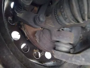 Foto de MANGUETA DELANTERA DERECHA SUZUKI ALTO (AMF310) 1.0 12V CAT (68 CV / 50 KW)