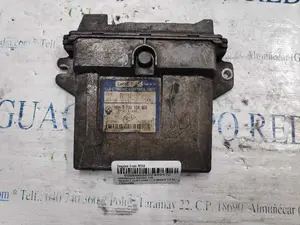 Foto de CENTRALITA MOTOR UCE RENAULT CLIO I FASE I / II (B/C57) 1.2  (58 CV / 43 KW) referencia 7700104956