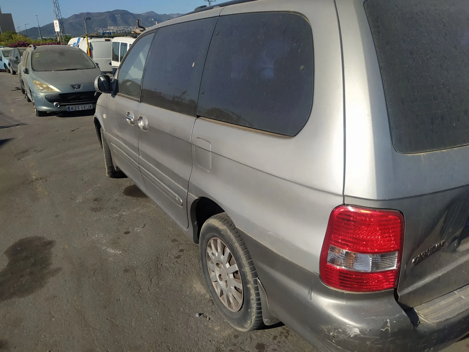Foto de LUNA CUSTODIA TRASERA IZQUIERDA KIA CARNIVAL II (FL) 2.9 CRDi CAT (144 CV / 106 KW)