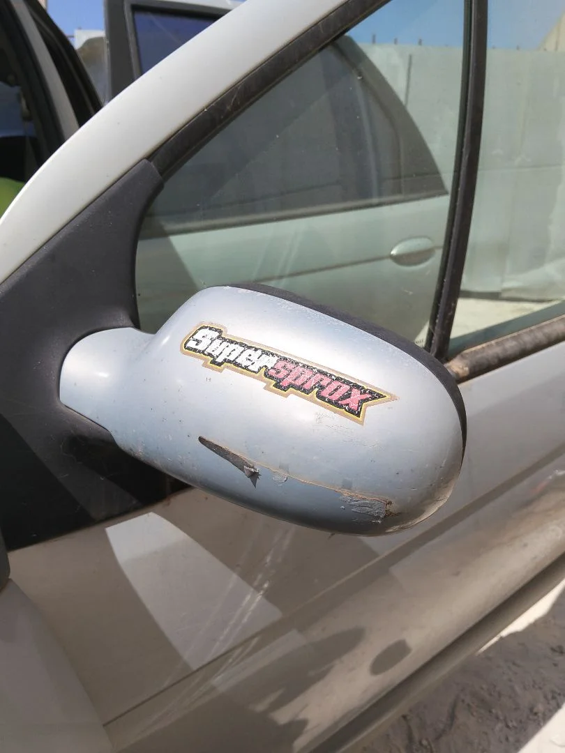 Foto de RETROVISOR IZQUIERDO RENAULT SCENIC I (JA...) 1.9 dCi Diesel CAT (102 CV / 75 KW) referencia 7700431542