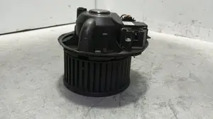 Foto de MOTOR CALEFACCION SEAT LEON (1P1) 2.0 TDI (170 CV / 125 KW) referencia 3C0907521 foto 4