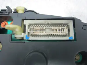 Foto de CUADRO INSTRUMENTOS OPEL ASTRA F BERLINA referencia 90561451QK foto 4