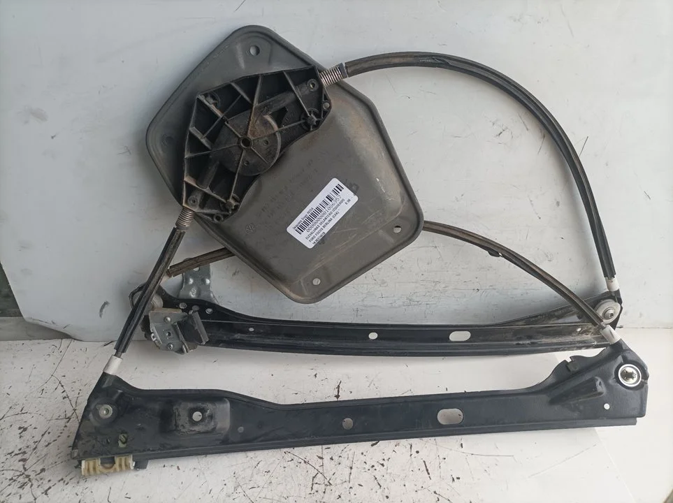 Foto de ELEVALUNAS DELANTERO IZQUIERDO FORD FOCUS BERLINA (CAK) referencia 1K3837461B
