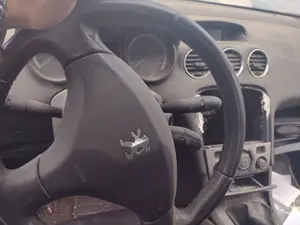 Foto de MANDO MULTIFUNCION PEUGEOT 308 1.6 16V HDi (90 CV / 66 KW)