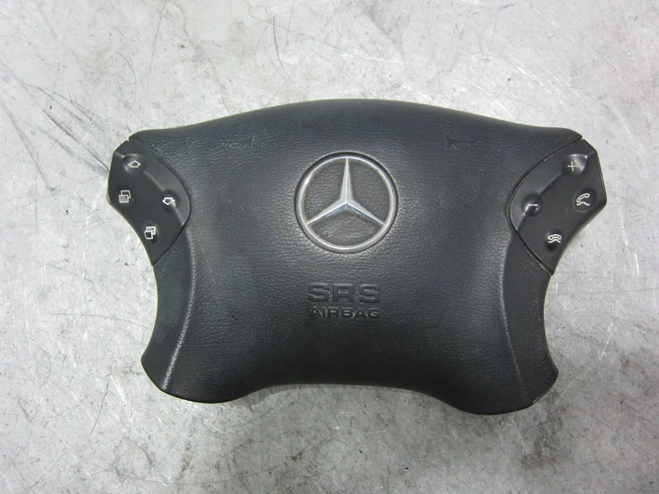 Foto de AIRBAG DELANTERO IZQUIERDO MERCEDES-BENZ CLASE C (BM 203) BERLINA referencia A2034601898