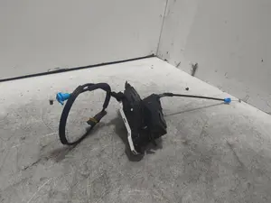 Foto de CERRADURA PUERTA TRASERA DERECHA CITROEN C4 PICASSO 1.6 HDi FAP (112 CV / 82 KW) referencia 240++816 foto 5