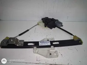Foto de ELEVALUNAS TRASERO DERECHO SEAT LEON (5F1) 2.0 TDI (184 CV / 135 KW) referencia 5Q0959812