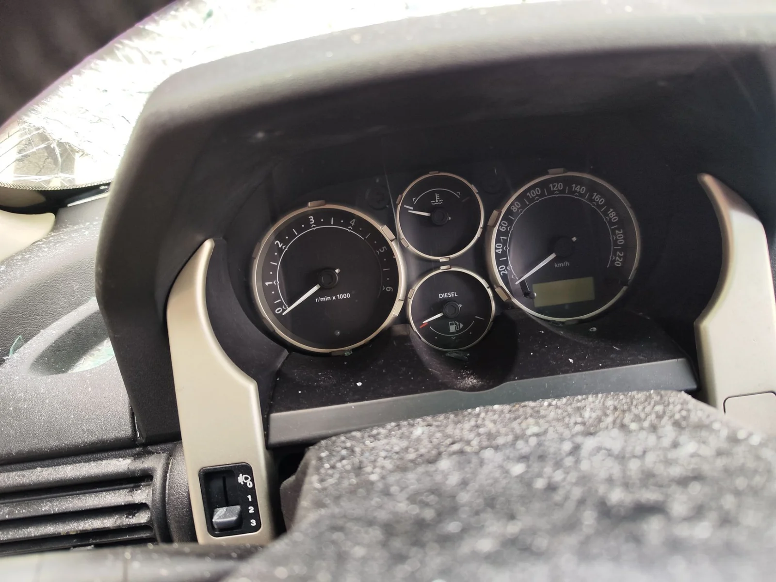 Foto de CUADRO INSTRUMENTOS LAND ROVER FREELANDER (LN) 2.0 Td4 CAT (109 CV / 80 KW)