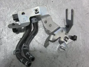 Foto de SENSOR DE PRESIÓN DEL COMBUSTIBLE PORSCHE MACAN (95BA) referencia 95B131551K foto 3