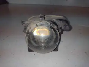 Foto de FARO ANTINIEBLA IZQUIERDO AUDI A6 BERLINA (C4) 2.5 TDI CAT (AEL) (140 CV / 103 KW) referencia 14933100 foto 4
