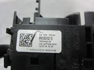 Foto de MANDO MULTIFUNCION SEAT IBIZA BERLINA (6J5) 1.2 12V (69 CV / 51 KW) referencia 6R0953521E foto 2