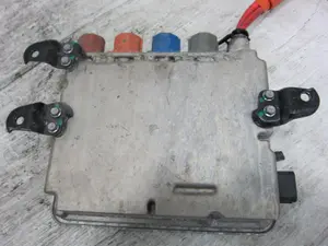 Foto de NO IDENTIFICADO TESLA MODEL S eléctrico 270 kW (367 CV / 270 KW) referencia 102884300 foto 2