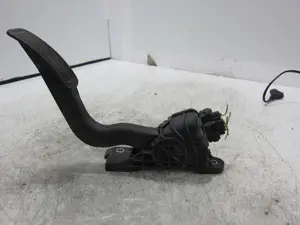 Foto de POTENCIOMETRO PEDAL MAZDA 3 BERLINA (BK) 2.0 Diesel CAT (143 CV / 105 KW) referencia 198800 foto 3