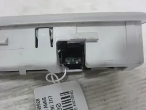 Foto de LUZ INTERIOR BMW SERIE 5 BERLINA (E39) 2.8 24V CAT (193 CV / 142 KW) referencia 8369511 foto 6