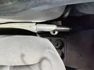 Foto de PALANCA FRENO CITROEN BERLINGO FURGÓN 1.6 Blue-HDI FAP (99 CV / 73 KW)
