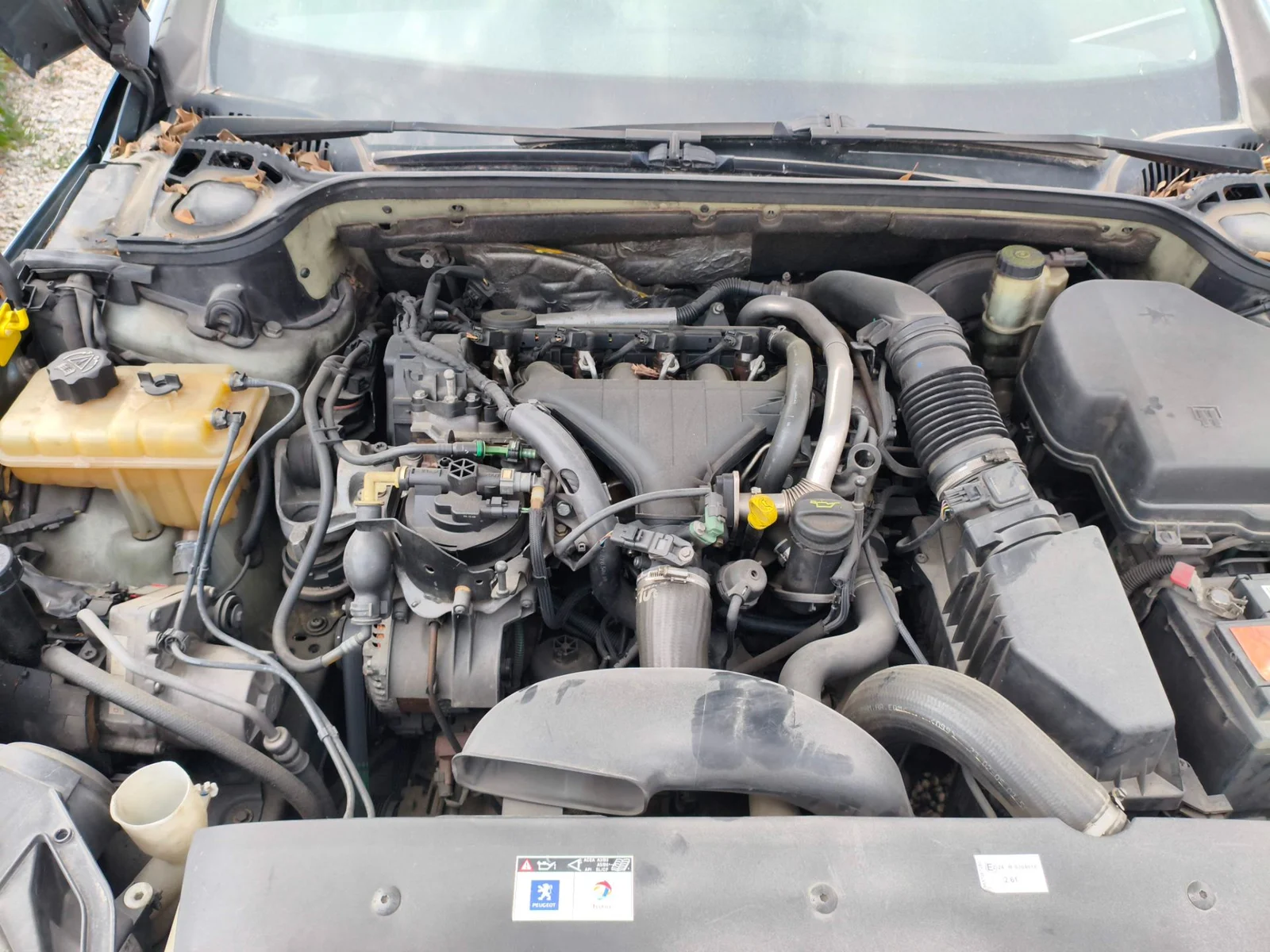 Foto de MOTOR COMPLETO PEUGEOT 407 SW 2.0 16V HDi FAP CAT (RHR / DW10BTED4) (136 CV / 100 KW)