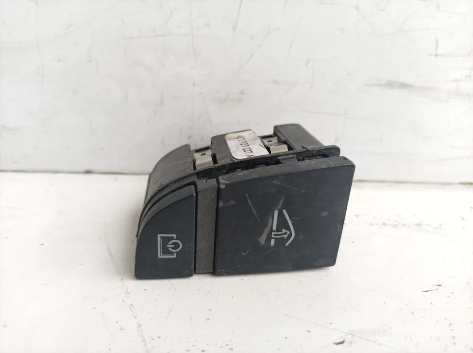Foto de INTERRUPTOR AUDI A6 BERLINA (4F2) referencia 4F1927227A