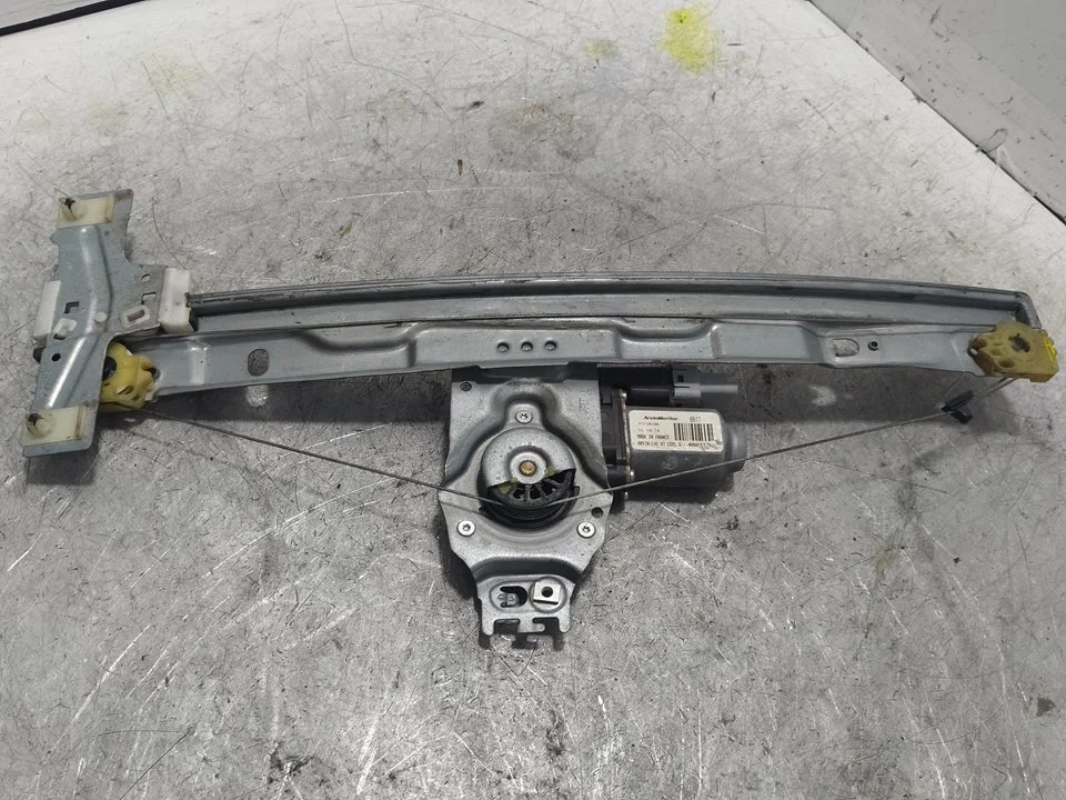 Foto de ELEVALUNAS DELANTERO IZQUIERDO PEUGEOT 207 1.4 (73 CV / 54 KW) referencia 9681161980