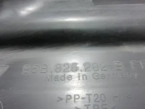 Foto de MOLDURA PORSCHE MACAN (95BA) referencia 95B825282B foto 3
