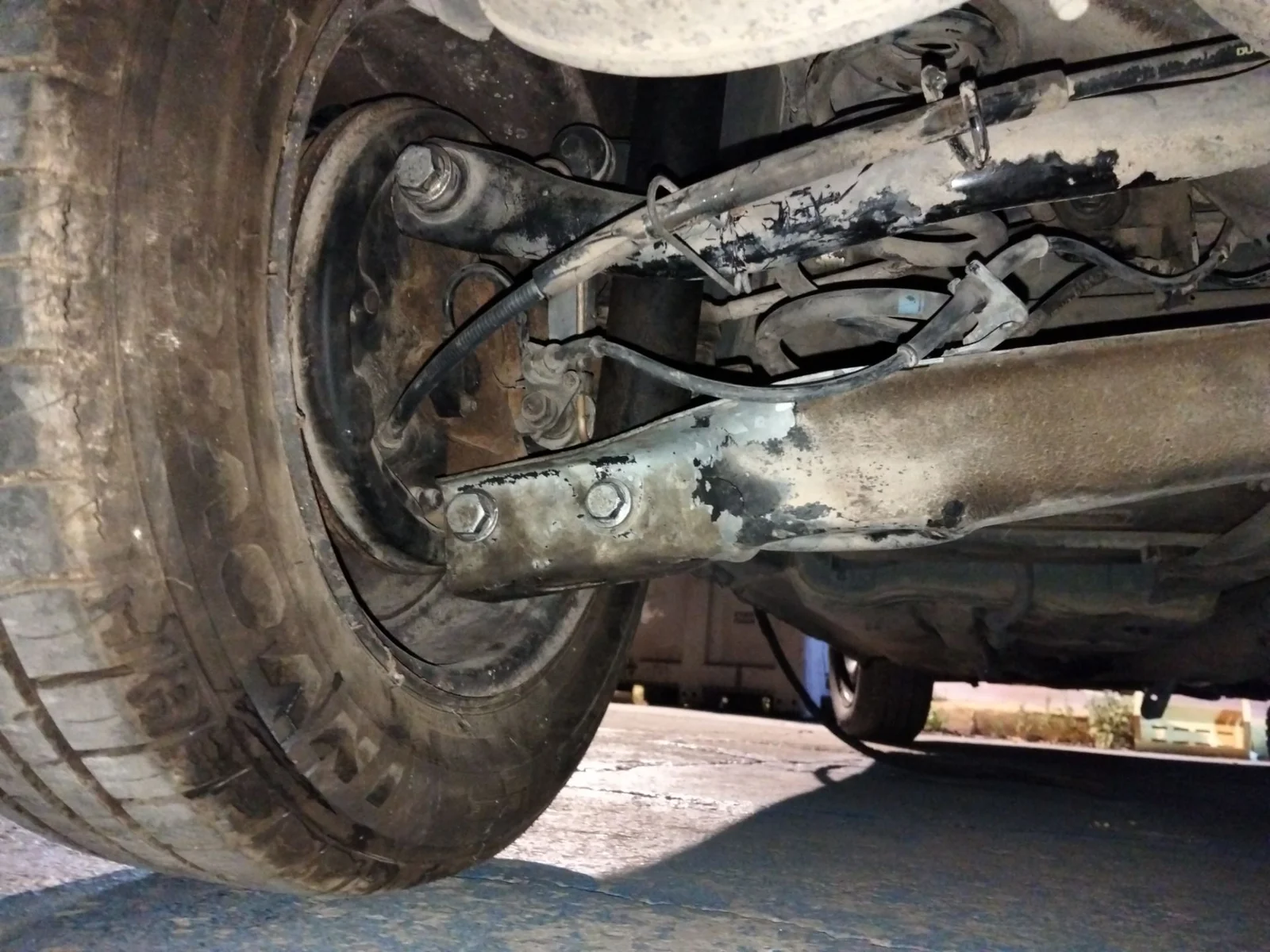 Foto de AMORTIGUADOR TRASERO PEUGEOT 406 BERLINA (S1/S2) 2.0 HDi CAT (90 CV / 66 KW) referencia 854S18349