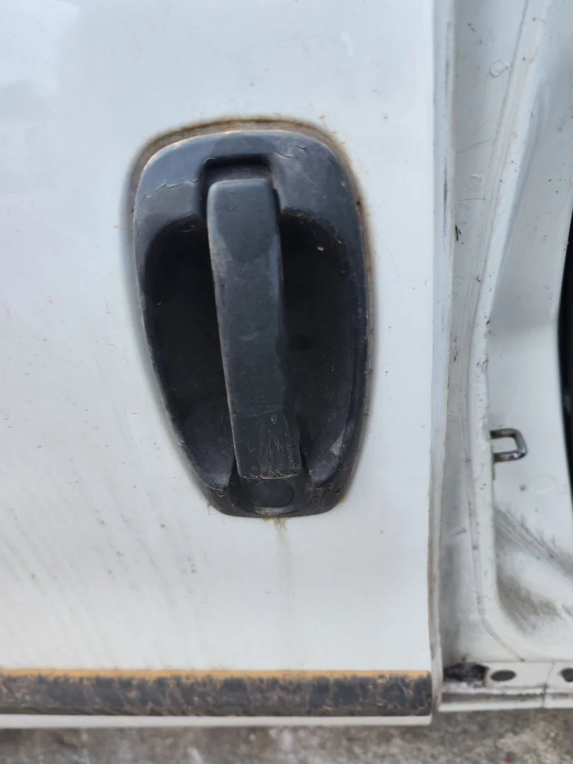 Foto de MANETA EXTERIOR LATERAL DERECHA FIAT II DOBLÒ (263) CARGO 1.6 JTDM 16V CAT (105 CV / 77 KW)
