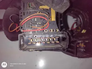 Foto de MANDO MULTIFUNCION RENAULT LAGUNA II (BG0) 1.9 dCi Diesel CAT (101 CV / 74 KW) referencia 8200012245 foto 5