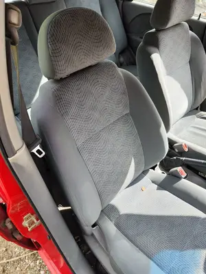 Foto de ASIENTO DELANTERO DERECHO CHEVROLET KALOS 1.2 CAT (72 CV / 53 KW) foto 2
