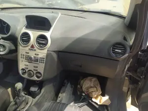 Foto de AIRBAG DELANTERO DERECHO OPEL CORSA D 1.2 16V CAT (Z 12 XEP / LB4) (80 CV / 59 KW) referencia 13152361
