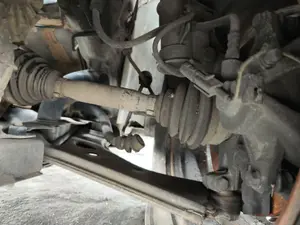 Foto de BRAZO SUSPENSION DELANTERO IZQUIERDO FIAT II DOBLÒ (152) 1.6 JTDM 16V CAT (105 CV / 77 KW)