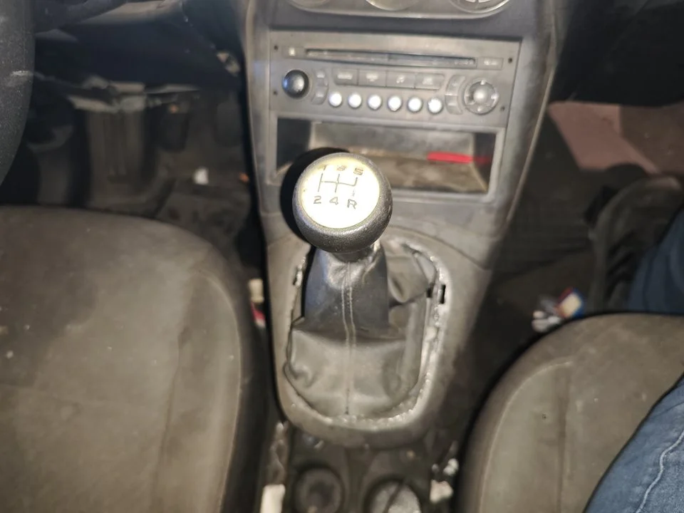 Foto de PALANCA CAMBIO CITROEN C3 PICASSO 1.6 HDi FAP (92 CV / 68 KW) referencia 9674715980