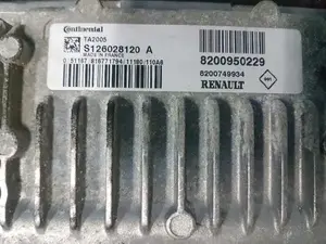 Foto de CENTRALITA MOTOR UCE RENAULT CLIO III referencia 8200950229 foto 3