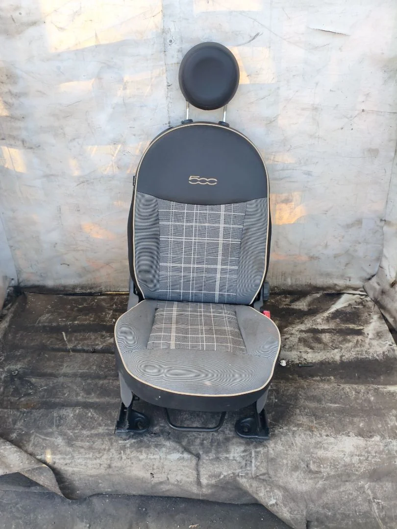 Foto de ASIENTO DELANTERO DERECHO FIAT 500 (150) BERLINA 1.2 CAT (69 CV / 51 KW)