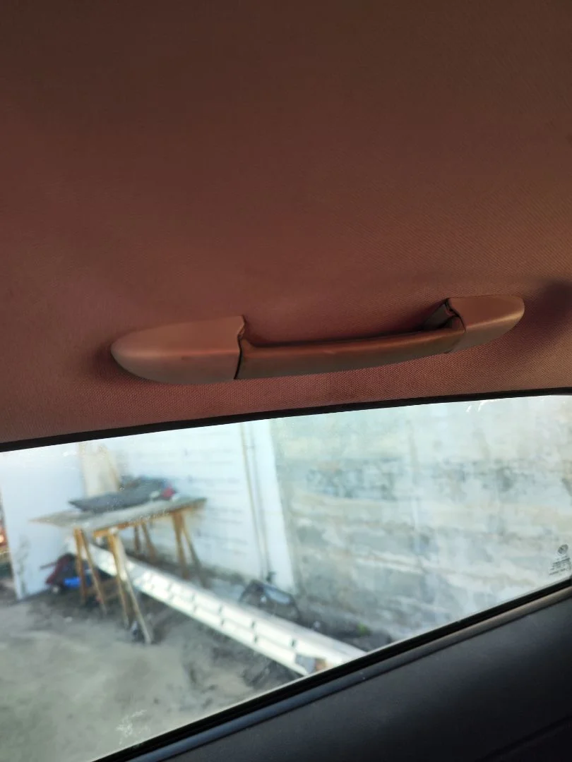 Foto de ASIDERO TECHO TRASERO DERECHO ALFA ROMEO 147 (190) 1.9 JTD CAT (110 CV / 81 KW)