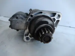 Foto de MOTOR ARRANQUE VOLKSWAGEN PASSAT BERLINA (3C2) 2.0 TDI (140 CV / 103 KW) referencia 911023N foto 2