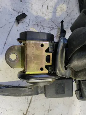 Foto de CINTURON SEGURIDAD DELANTERO IZQUIERDO SEAT IBIZA (6L1) foto 4