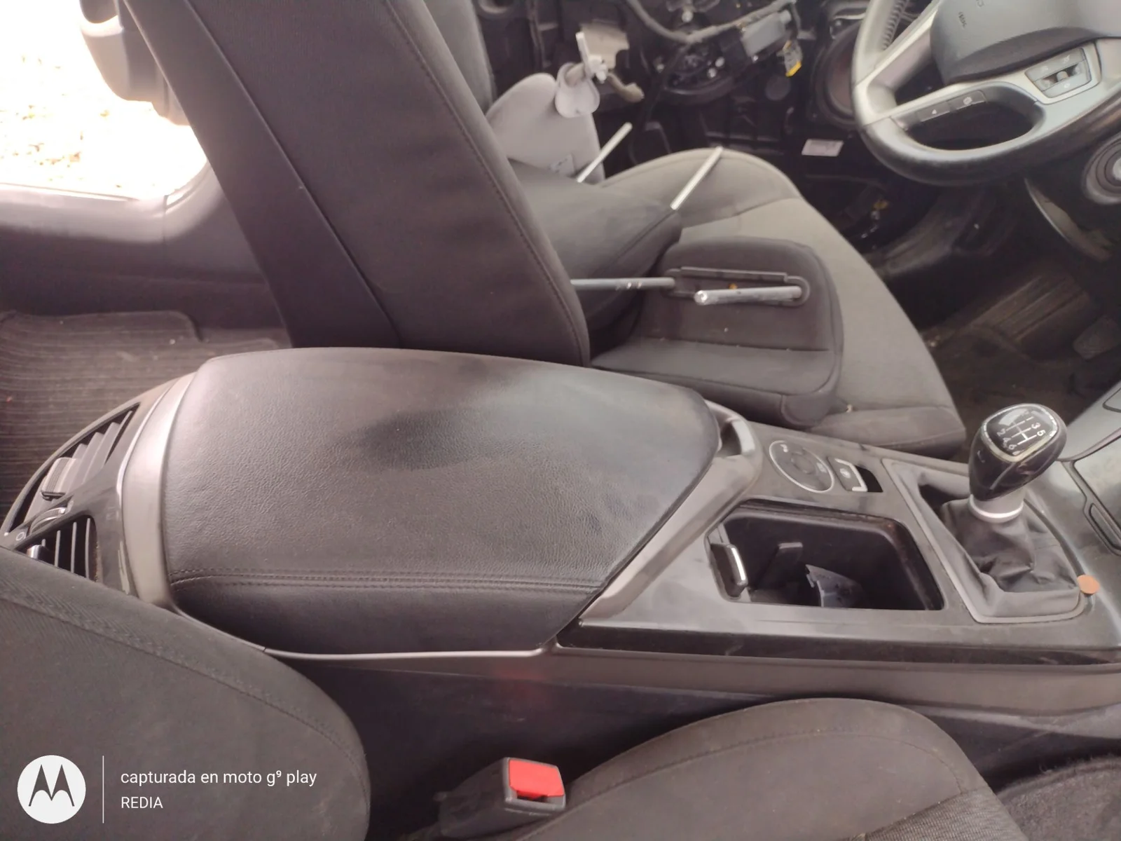 Foto de APOYABRAZOS CENTRAL HYUNDAI I40 (VF) 1.7 CRDi CAT (136 CV / 100 KW) referencia 89900-3Z150WFF