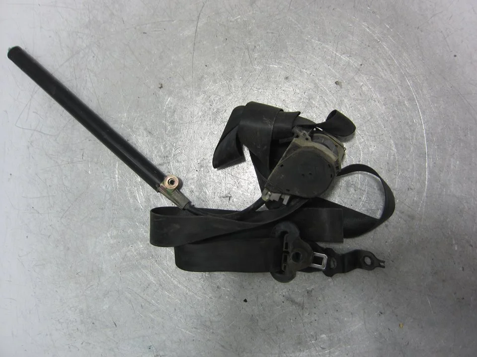 Foto de CINTURON SEGURIDAD DELANTERO IZQUIERDO SEAT INCA (6K9) 1.9 Diesel CAT (1Y) (64 CV / 47 KW) referencia 43594