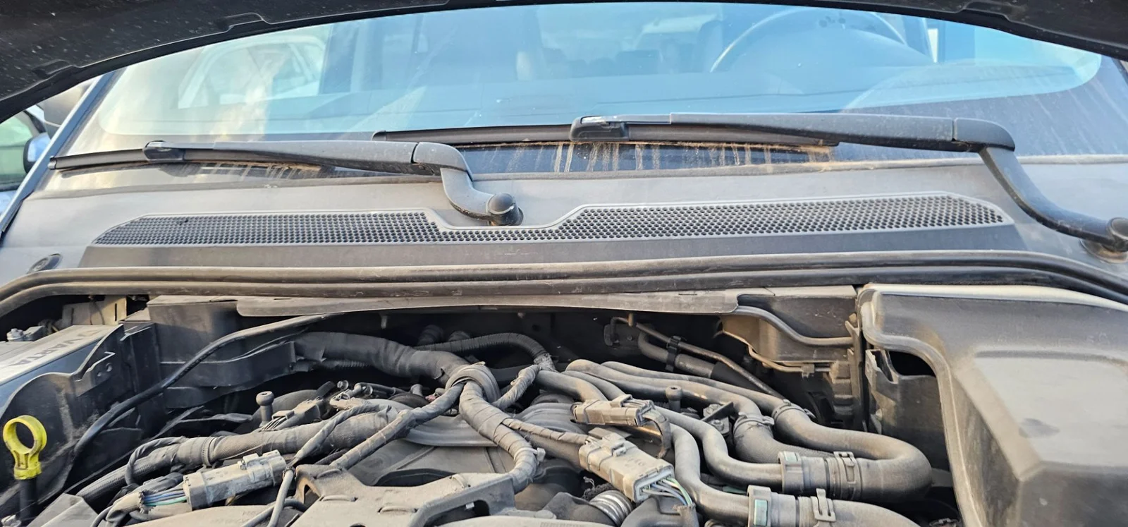 Foto de MOTOR LIMPIA DELANTERO LAND ROVER RANGE ROVER SPORT 3.6 TD V8 (272 CV / 200 KW)