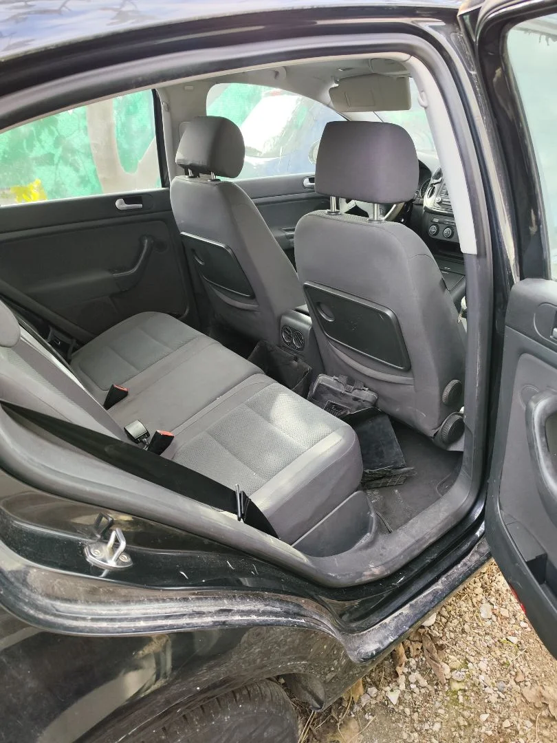 Foto de GOMAS CONTORNO PUERTA VOLKSWAGEN GOLF PLUS V (5M1) 1.9 TDI (105 CV / 77 KW)