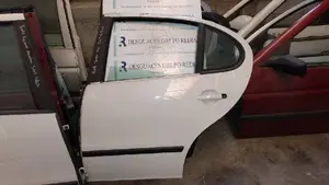 Foto de PUERTA TRASERA IZQUIERDA SEAT TOLEDO (1M2)