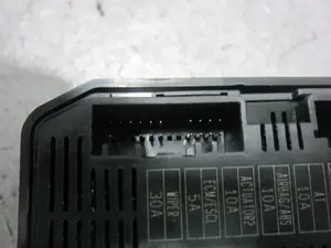 Foto de CAJA RELES / FUSIBLES NISSAN MICRA (K14) 0.9 CAT (90 CV / 66 KW) referencia 7335203AP8 foto 3