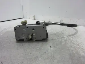 Foto de CERRADURA PUERTA DELANTERA IZQUIERDA OPEL CORSA D 1.2 16V CAT (Z 12 XEP / LB4) (80 CV / 59 KW) referencia 13258271
