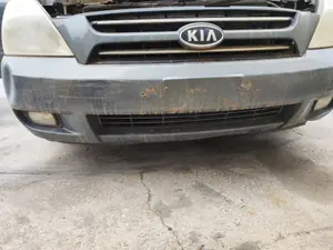Foto de PARAGOLPES DELANTERO KIA CARNIVAL 2.9 CRDi CAT (185 CV / 136 KW) foto 2