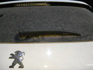 Foto de BRAZO LIMPIA TRASERO PEUGEOT 308