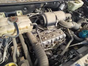 Foto de VARILLAJE CAMBIO CHRYSLER VOYAGER GS 2.5 Turbodiesel (116 CV / 85 KW)