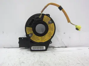Foto de ANILLO AIRBAG MAZDA 3 BERLINA (BK) 2.0 Diesel CAT (143 CV / 105 KW) referencia Z62A720105