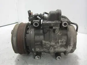 Foto de COMPRESOR AIRE ACONDICIONADO MERCEDES-BENZ 190 (BM 201) 2.0 CAT (118 CV / 87 KW) referencia 003131701 foto 3