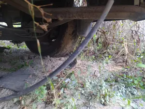 Foto de PINZA DE FRENO TRASERA DERECHA FORD TRANSIT COMBI (TT9) 2.4 TDCi CAT (116 CV / 85 KW) referencia 1521632